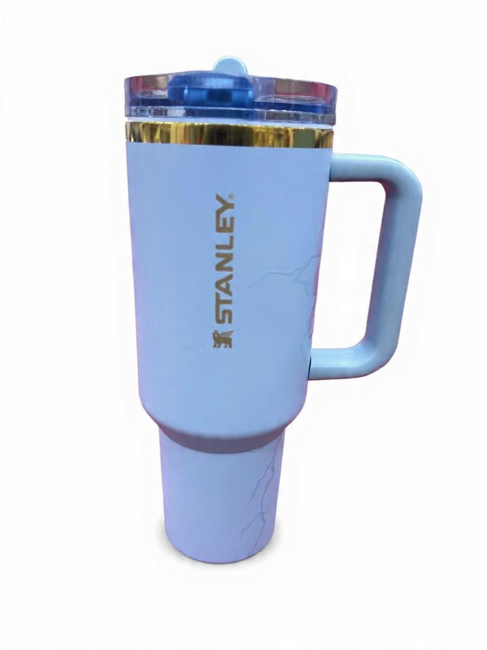 Stanley x Messi Quencher ProTour Flip Straw Tumbler in Striker Blue.