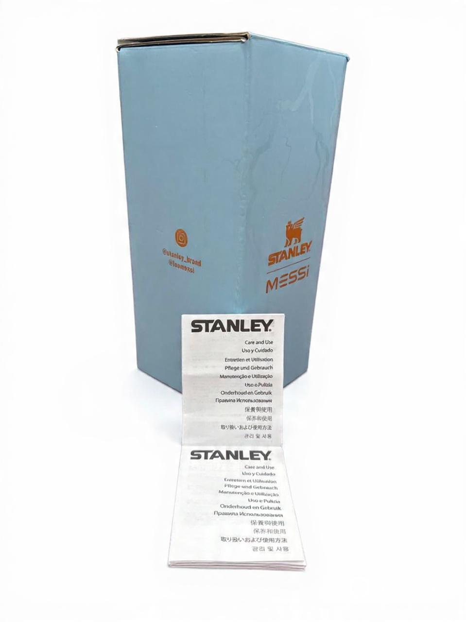 Stanley x Messi Quencher ProTour Flip Straw Tumbler in Striker Blue.