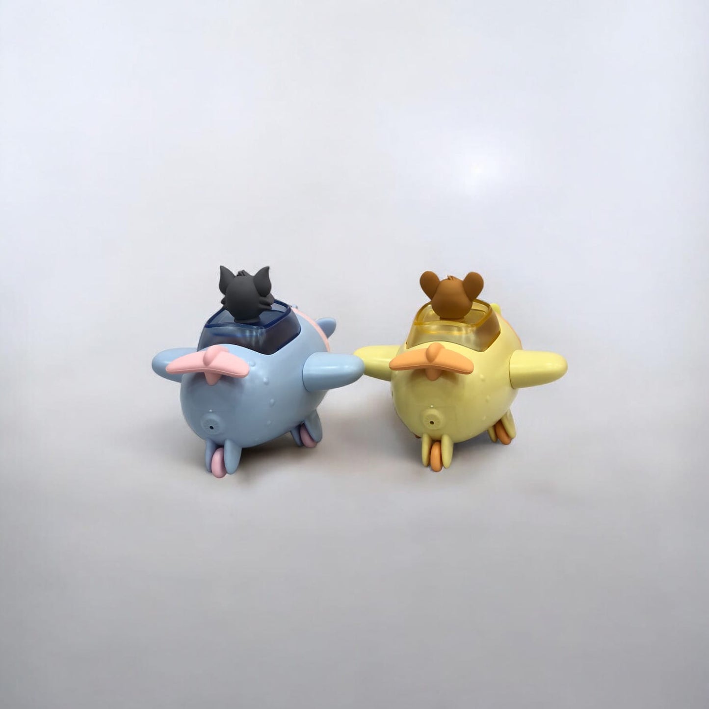 Tom & Jerry Airplane Waterbottle